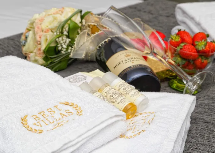 בית נופש Bestvillas Park Ofir *